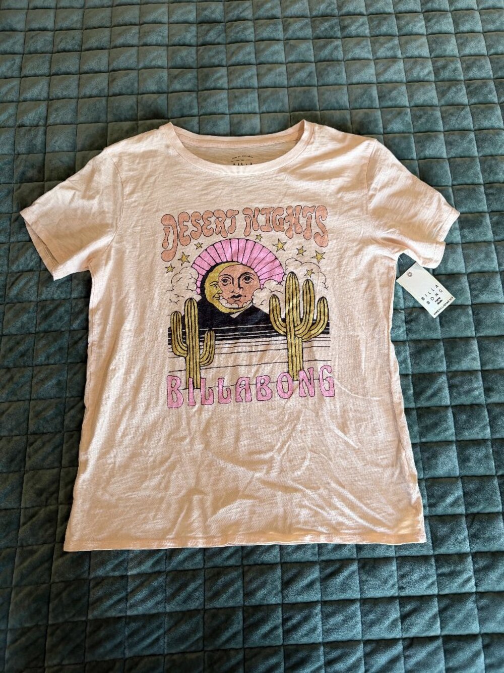 NWT Size M Billabong Peach Desert Nights T-shirt Tee